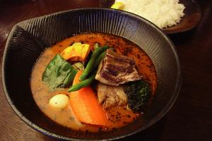 <ruby><rb>Soup Curry lavi 新千歳空港店</rb><rp>（</rp><rt>Soup Curry lavi shinchitosekuukouten</rt><rp>）</rp></ruby>